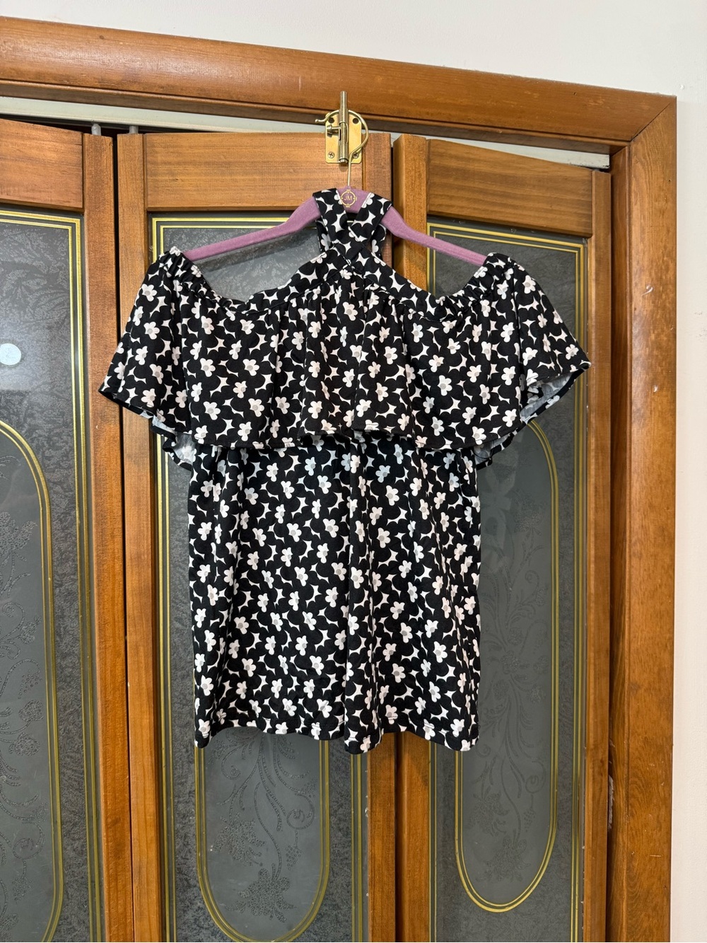 MICHAEL KORS LADIES Black & White Floral Off-Shoulder Halter Top, BRAND NEW